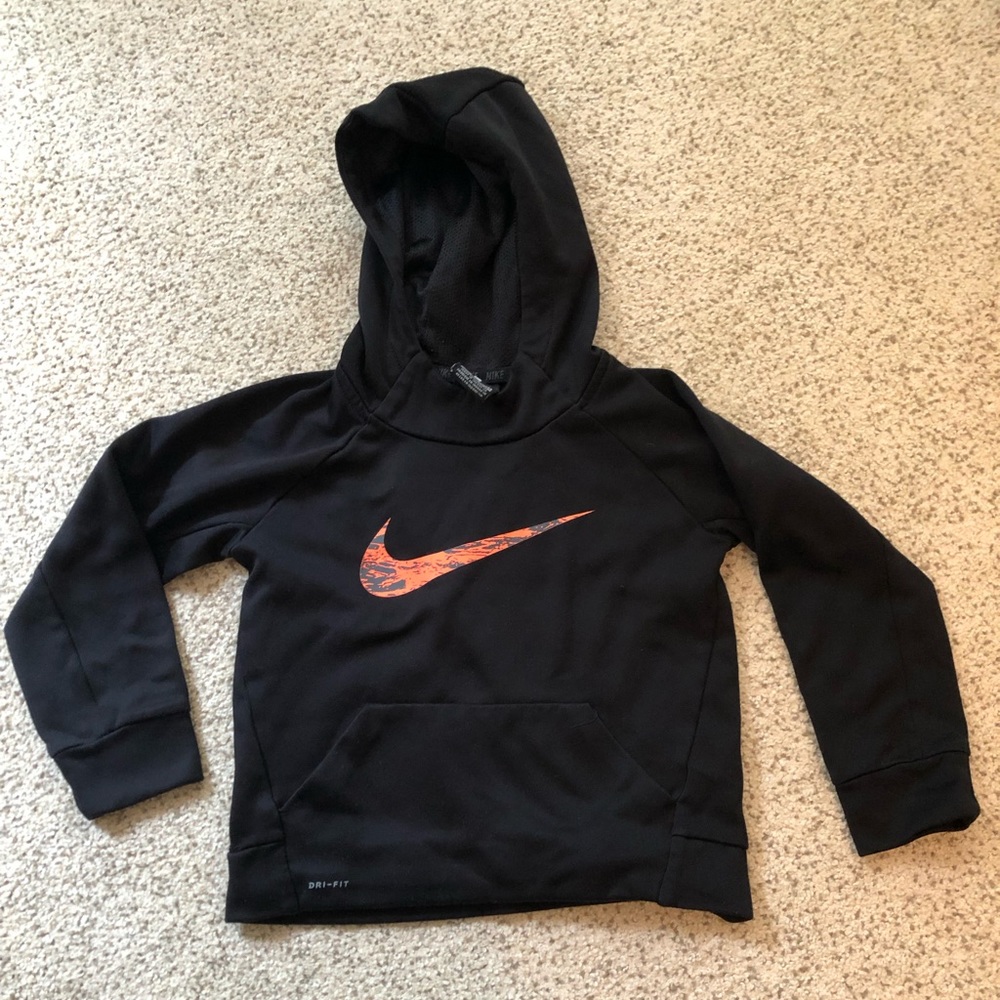 Black Nike boys sweatshirt